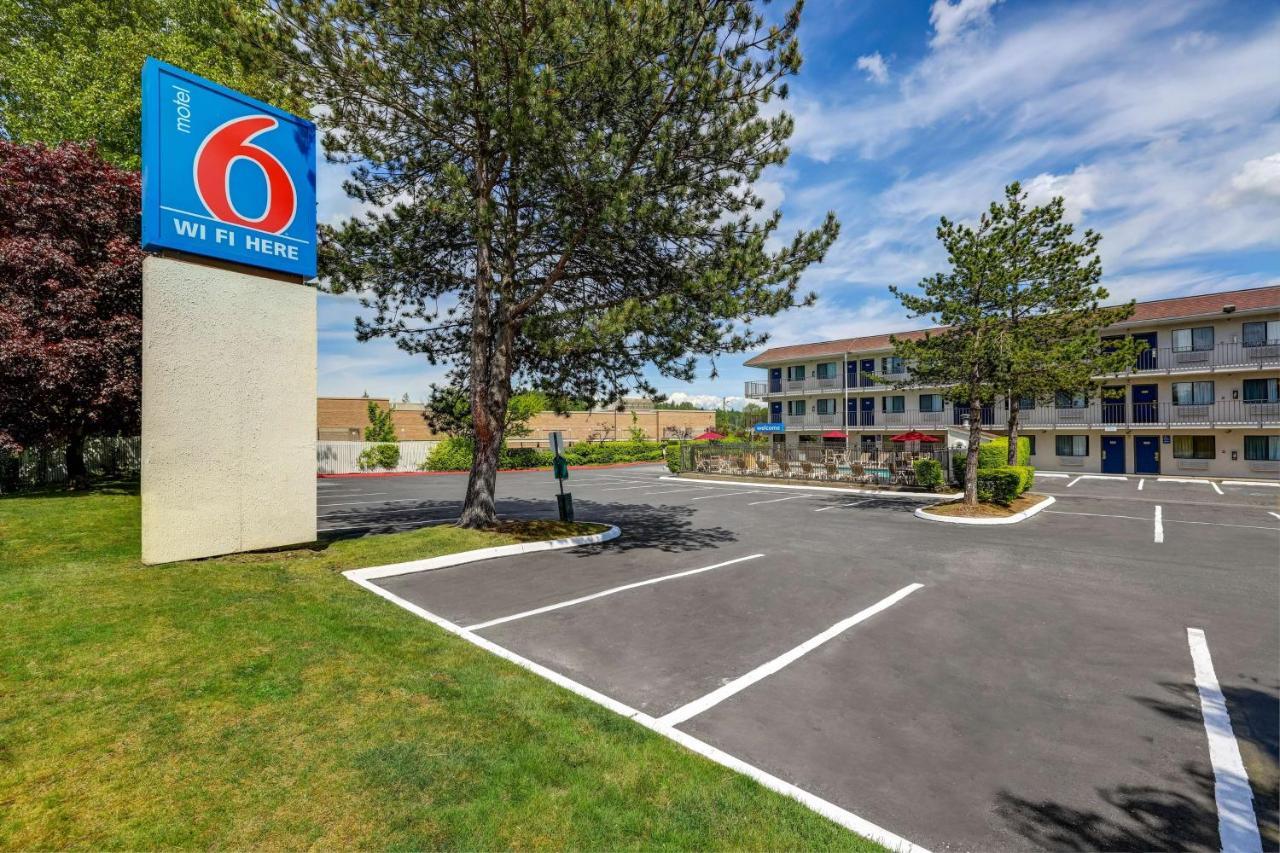 Motel 6-Kirkland, Wa - North Kirkland Buitenkant foto