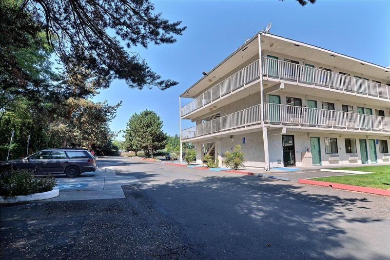 Motel 6-Kirkland, Wa - North Kirkland Buitenkant foto
